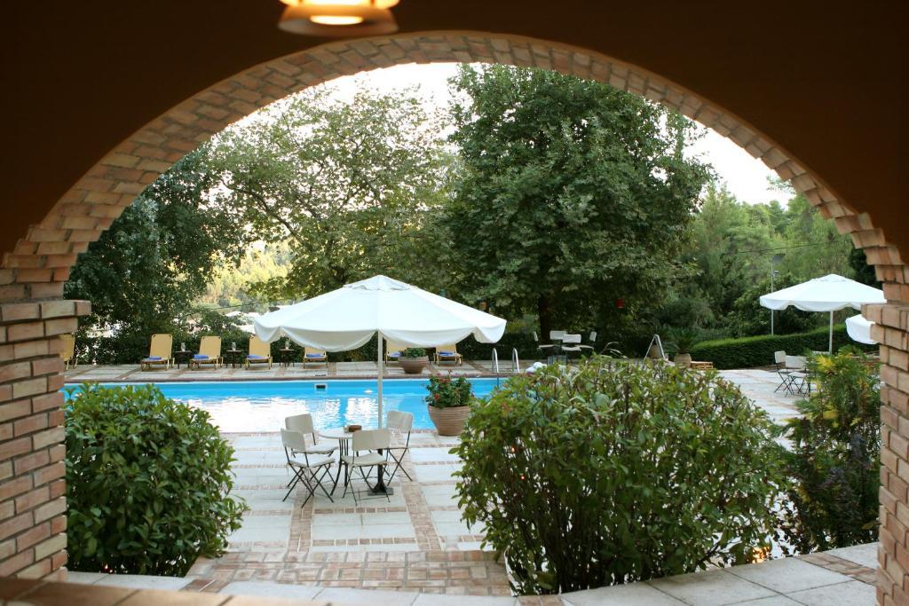 Hotel Antonios Ancient Olympia ภายนอก รูปภาพ