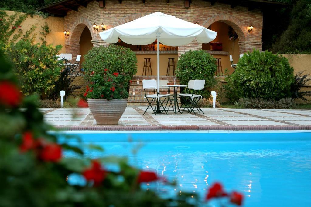 Hotel Antonios Ancient Olympia ภายนอก รูปภาพ